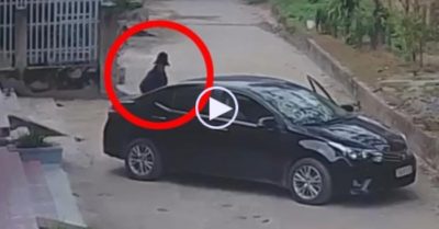 Video: Khoảnh khắc đỗ xe vụng về của nữ tài xế