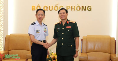 Tướng Việt Nam bàn hợp tác không quân với Đại tướng Nhật Bản