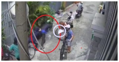 Video: Hai tên cướp bám theo người phụ nữ đến tận cổng để giật điện thoại