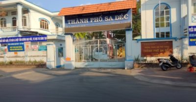 Cập nhật tối 5/7: Nợ tiền học thêm, thí sinh bị giữ giấy báo dự thi tốt nghiệp; Giá xăng còn bao nhiêu nếu được giảm loạt thuế?
