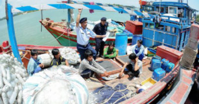 Tin sáng 19/8: Xử lý vụ 42 ngư dân Việt Nam bị cảnh sát Malaysia bắt; Đài Loan cần trang bị tàu ngầm để chống lại Trung Quốc