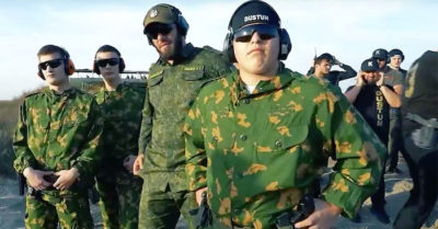 Đồng minh của Putin cử 3 con trai tuổi teen tới Ukraine chiến đấu