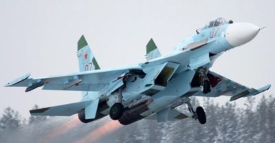Tiêm kích Nga ‘phóng tên lửa’ ngay sát máy bay do thám của Anh