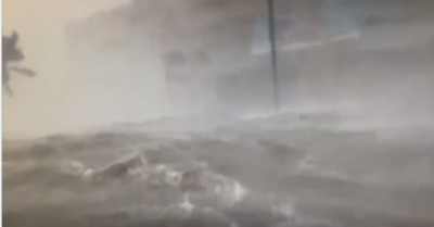 Video thu hút triệu view: Nước dâng và cá mập xuất hiện trên đường phố khi bão Ian quét qua Florida (Mỹ)