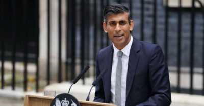 Chống Nga: Brexit đổ vỡ, khiến Anh phải quỳ gối