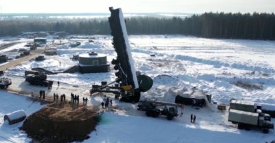 Nga khoe bệ phóng di động ICBM hạt nhân; Mỹ, NATO đẩy Ukraine vào cảnh nồi da xáo thịt