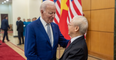 Tin 11/9: Tại Việt Nam, ông Biden nói gì về chiến tranh Lạnh với Trung Quốc?; ‘Máy bay ngày tận thế’ của Nga cất cánh