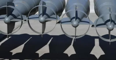 Kho vũ khí của Ukraine nổ tung, 11 sĩ quan NATO thiệt mạng