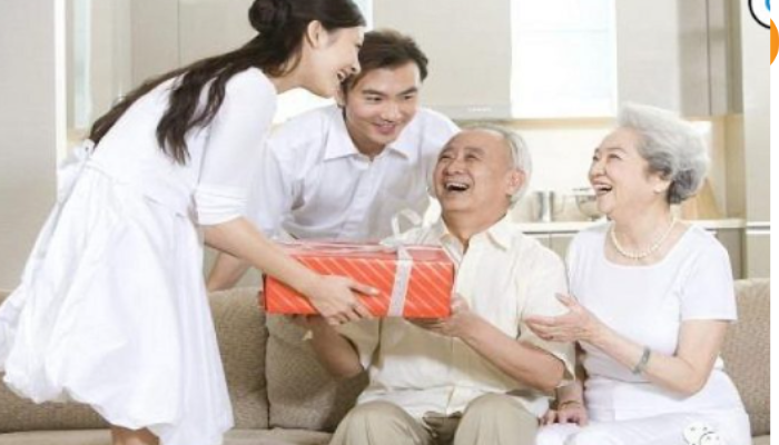 Thể hiện tấm lòng hiếu thảo