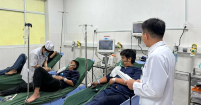 Hai công nhân tử vong, ba người khác nhập viện tại công ty gạch men ở Đồng Nai.