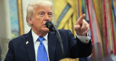 Ông Trump cảnh báo Tổng thống Nga Putin đang “đùa với lửa” giữa căng thẳng Ukraine leo thang