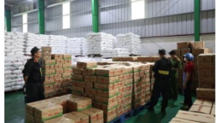 hàng giả nhắm vào trẻ em