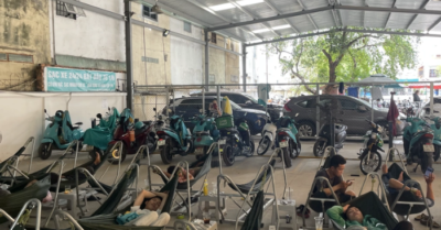 Quán cà phê kết hợp trạm sạc xe điện nở rộ tại TP HCM