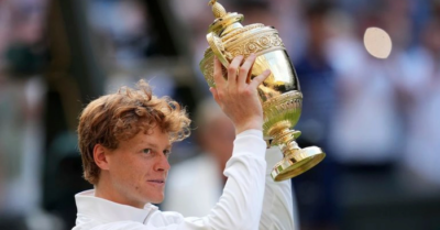 Jannik Sinner vô địch Wimbledon 2025, vượt qua Alcaraz