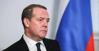 Medvedev đáp trả tối hậu thư của Ông Trump: Nguy cơ chiến tranh tăng cao