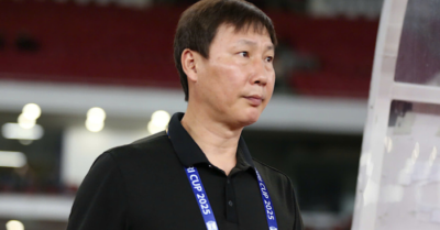 HLV Kim Sang-sik: U23 Việt Nam không dùng chai nước để chơi xấu