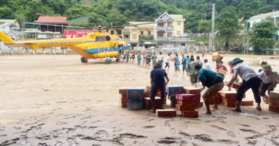 Nối dài chuyến bay nghĩa tình cứu trợ đồng bào vùng lũ Nghệ An