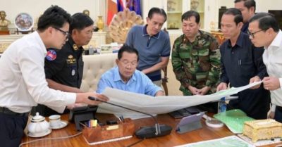 Ông Hun Sen bác tin rời Campuchia sang Trung Quốc, khẳng định đang chỉ huy quân đội tại chỗ