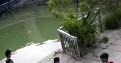 Hai anh em ruột tử vong thương tâm dưới giếng gần khu trọ ở Hà Nội