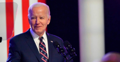 Stephen Miller cáo buộc Biden dùng bút tự động cấp quyền nhập cảnh cho “tội phạm” vào Hoa Kỳ