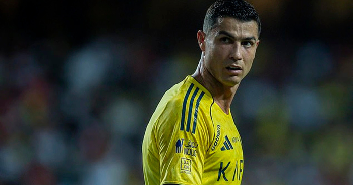 CLB của C.Ronaldo bất ngờ bị rao bán