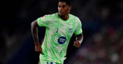 Rashford bị thay sớm, Barcelona thắng kịch tính Levante