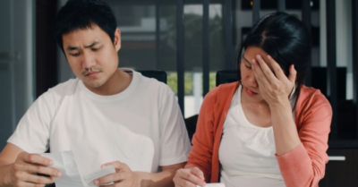 Làm dâu 2 tháng, tôi “choáng váng” khi mẹ chồng áp luật quản lý lương bất ngờ