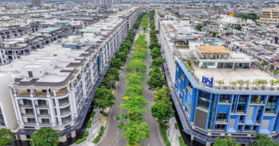Đại đô thị bung hàng, lo ngại dư cung và giá cao