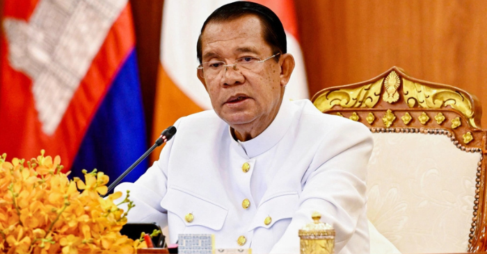 Hun Sen tuyên bố đã bỏ bằng danh dự Thái Lan