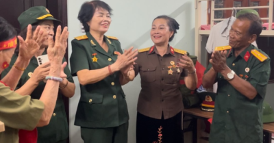 Hà Nội nghĩa tình: Người dân mở rộng cửa miễn phí đón cựu chiến binh về dự lễ Quốc khánh 2/9