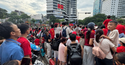 Thuê ghế, thang với giá “cắt cổ” để xem tổng duyệt diễu binh tại Hà Nội