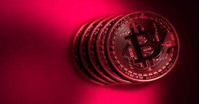Bitcoin giảm mạnh sau khi lập đỉnh, thị trường tiền số đối mặt biến động lớn