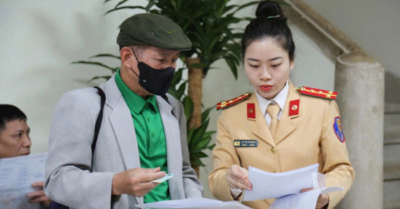 Cục CSGT rút ngắn thủ tục cấp đổi giấy phép lái xe