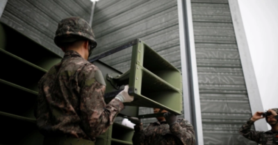 Hàn Quốc ngừng phát sóng radio tuyên truyền sang Triều Tiên sau 15 năm