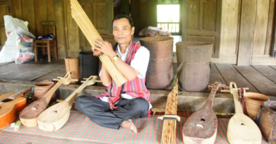 Nghệ nhân đá của thôn Ra Lây: Niềm say mê và tài năng từ làng biển Tân Hải