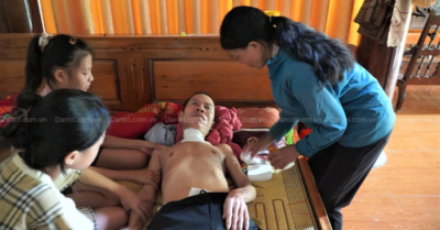 Con gái u máu, chồng liệt giường: Người phụ nữ Hà Tĩnh kiệt quệ kêu cứu