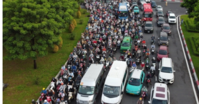 Ngày đầu đi làm sau kỳ nghỉ lễ, hàng ngàn xe ùn ứ tại vòng xoay cầu Bình Lợi