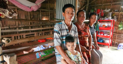 Cha nghèo phụ hồ bị ung thư ruột non, lo con thơ thất học, chịu cảnh mồ côi
