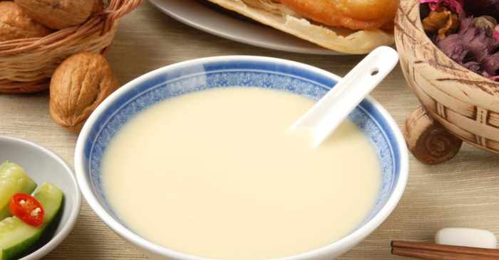 Uống sữa đậu nành có thể giúp duy trì sức khỏe tim mạch