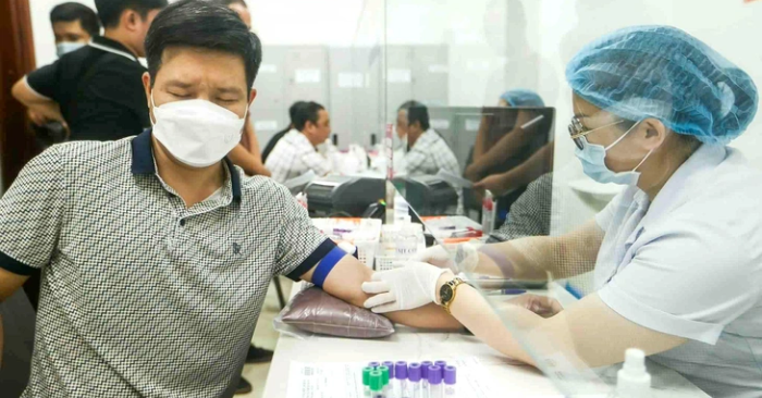 Bộ Y tế đề xuất miễn phí khám sức khỏe định kỳ và viện phí cơ bản