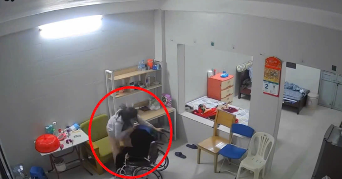 Chăm sóc người già