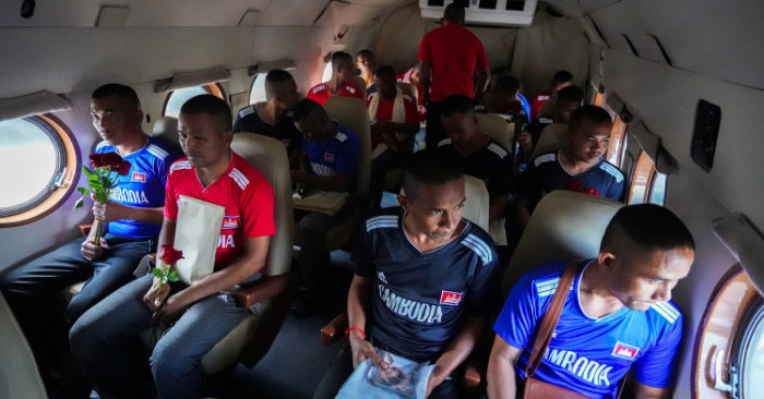 Trao trả 18 binh sĩ Campuchia