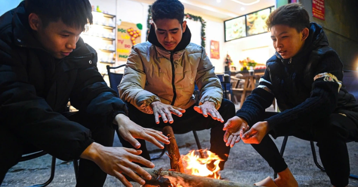 Đợt không khí lạnh ngày 31/1 khiến nhiệt độ vùng núi cao giảm xuống dưới 8 độ C