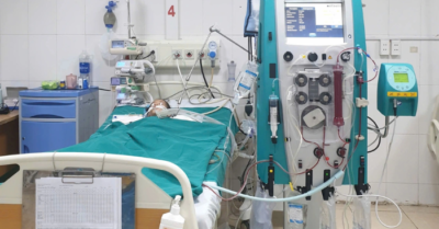 Thanh Hóa điều tra vụ ba cháu bé nghi uống trà sữa pha độc