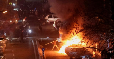 Iran xác nhận 2.000 người chết sau hai tuần biểu tình dữ dội