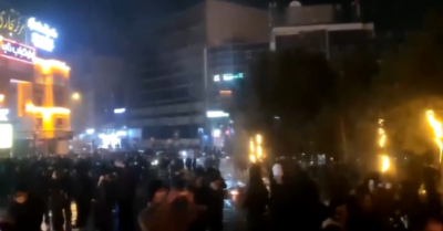 Iran cắt internet, cô lập đất nước để trấn áp biểu tình lớn nhất ba năm