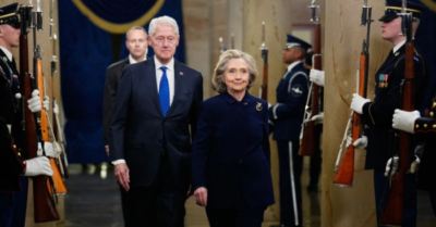 Hạ viện Mỹ triệu tập vợ chồng Clinton điều trần về mối quan hệ với tỷ phú Epstein