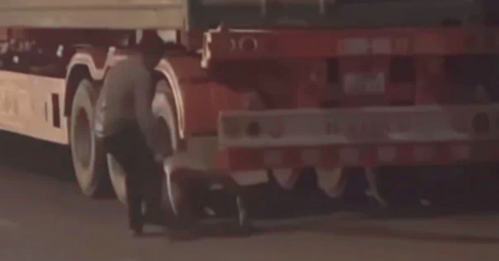 Quảng Trị xác minh clip người đàn ông bị dùng rựa hành hung dã man tại biên giới