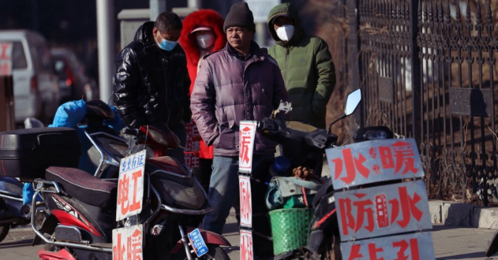 Làn sóng sa thải tại Trung Quốc đẩy giới trẻ và lao động trung niên vào vòng xoáy thất nghiệp
