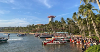 Cáp treo Hòn Thơm gặp sự cố điện, huy động hàng chục canô đưa 8.000 khách vào bờ